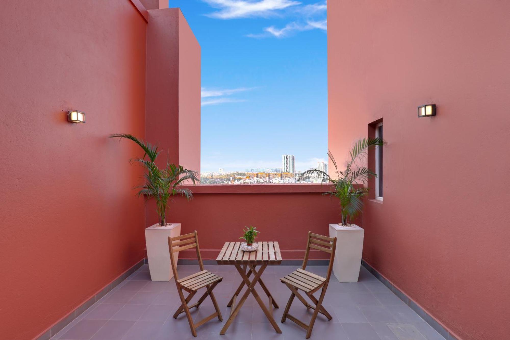 Lemon Tree Suites, Whitefield, Bengaluru Exteriör bild