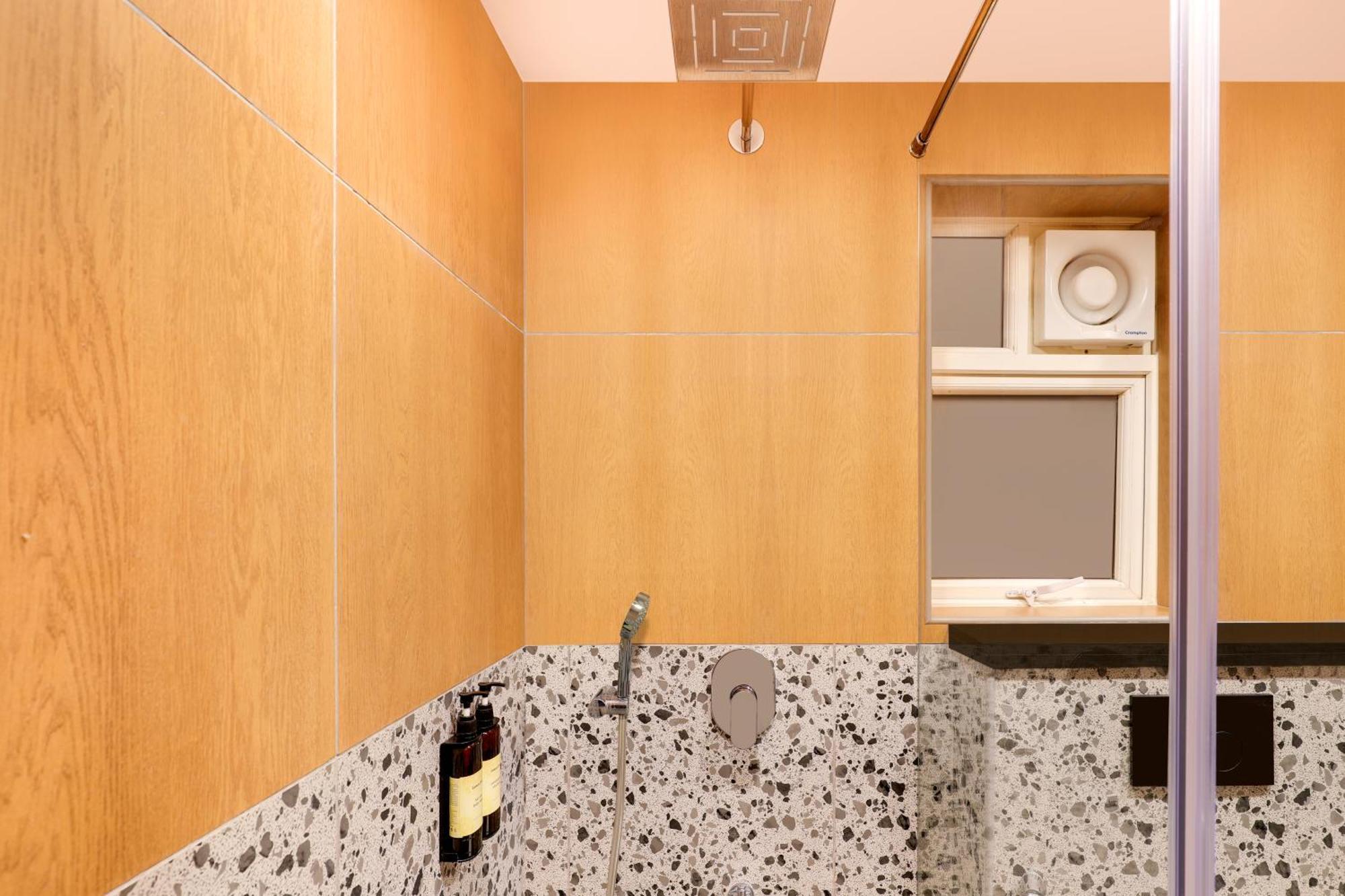 Lemon Tree Suites, Whitefield, Bengaluru Exteriör bild