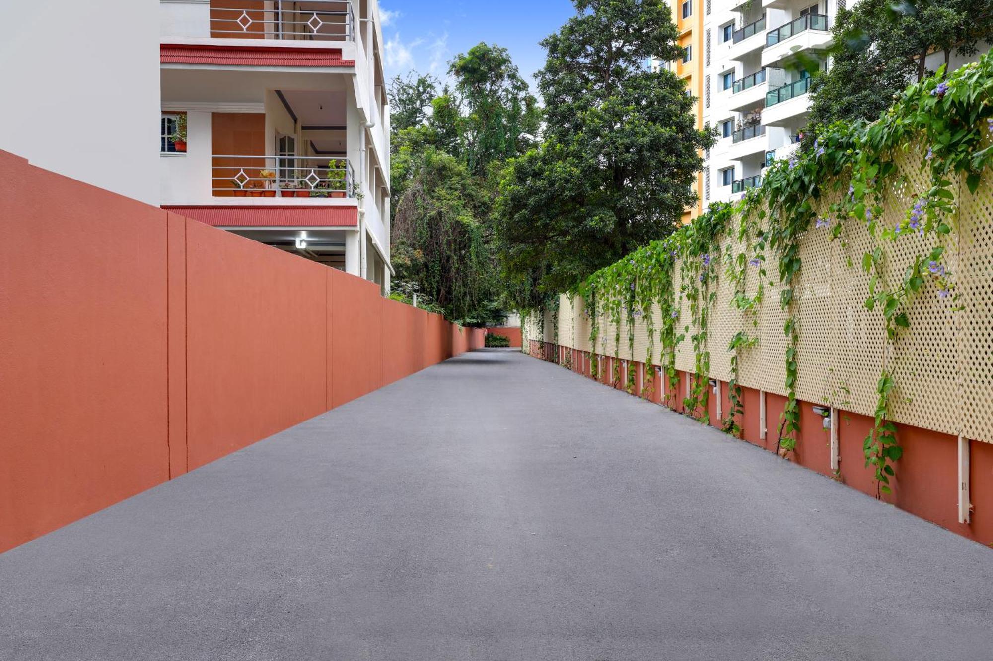 Lemon Tree Suites, Whitefield, Bengaluru Exteriör bild