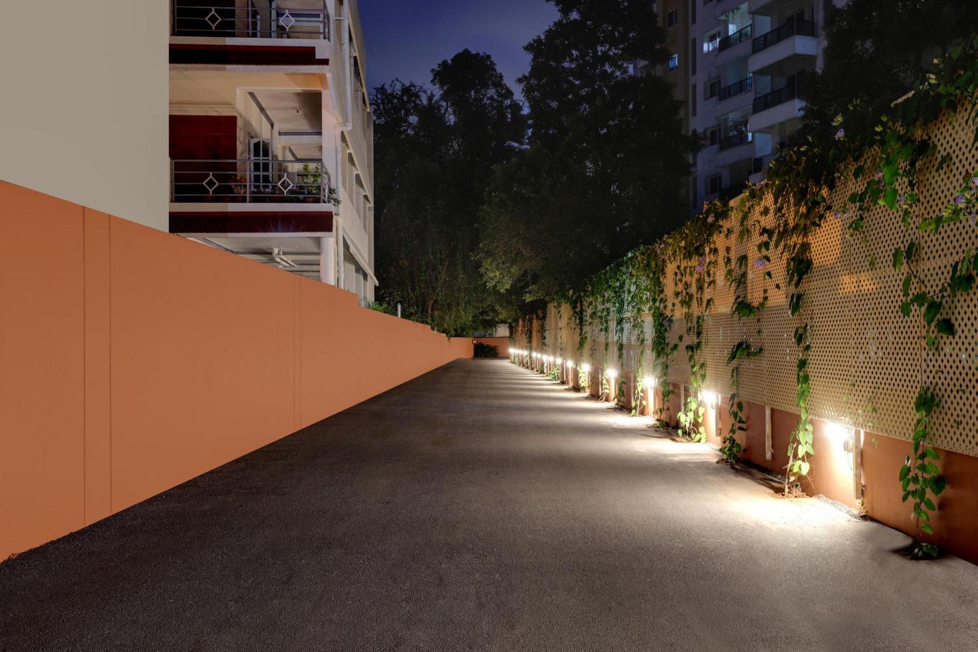 Lemon Tree Suites, Whitefield, Bengaluru Exteriör bild